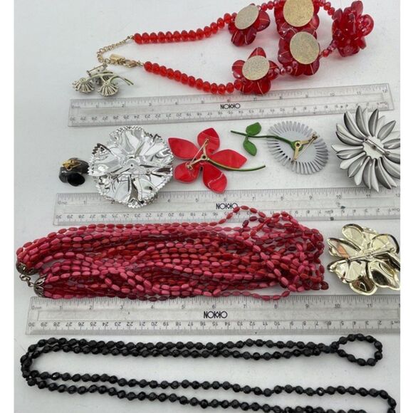 Vintage Enamel & Metal Flower Brooches w/ Borealis Jewelry & More - Picture 12 of 12